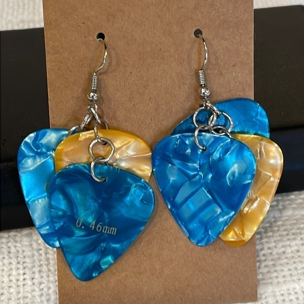 💐5/25 triple guitar pick earrings dangle statement